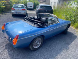 MG B 1975 used car