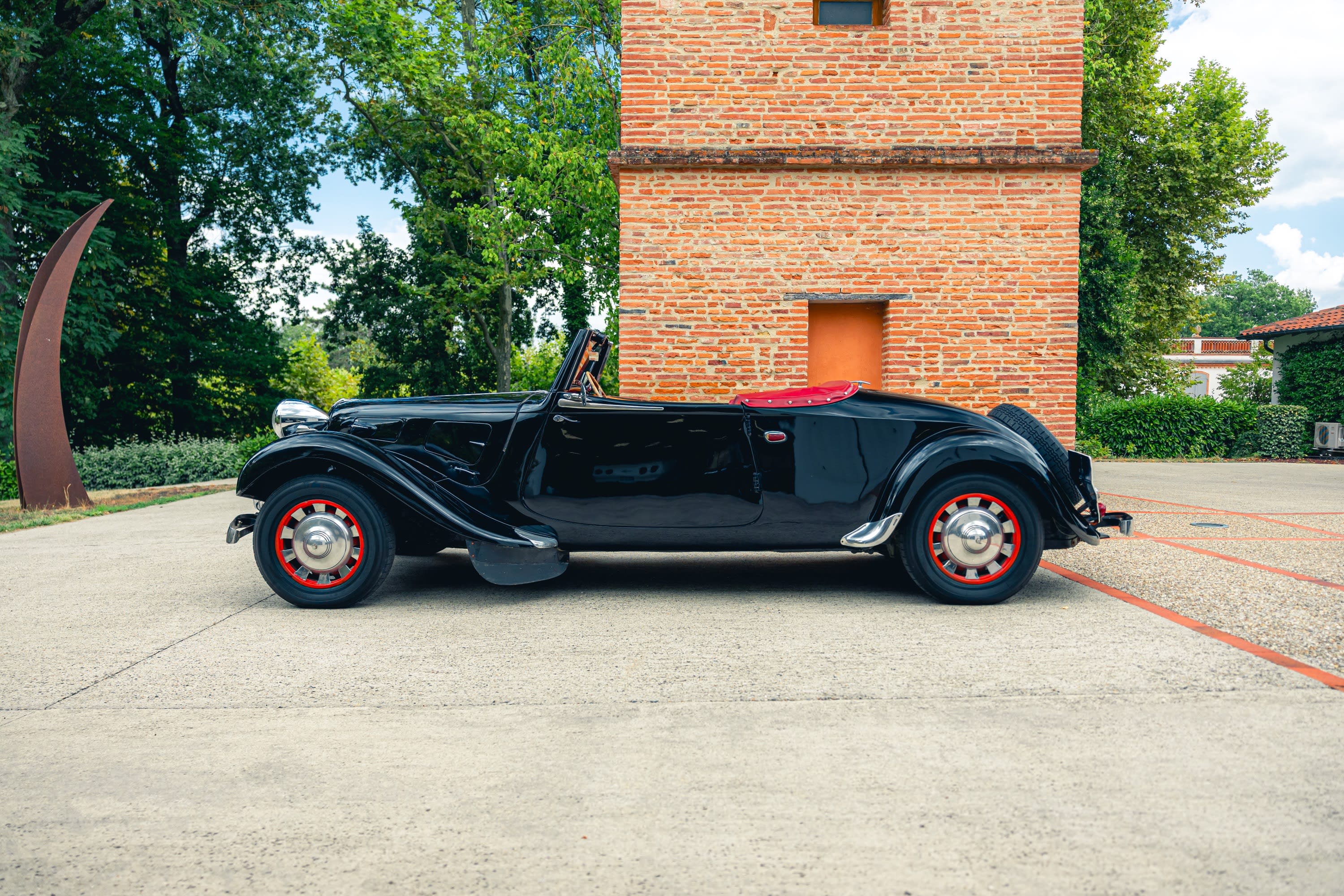 CITROEN Traction 11 B 1939 occasion vidéo (1)