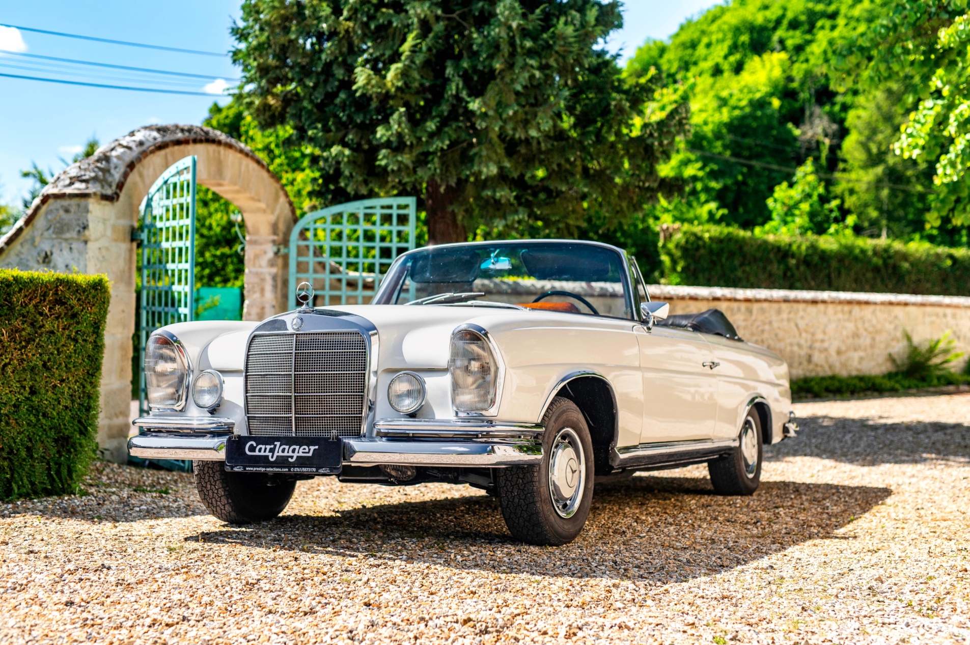 Photo MERCEDES-BENZ 220 se cabriolet w111 1963