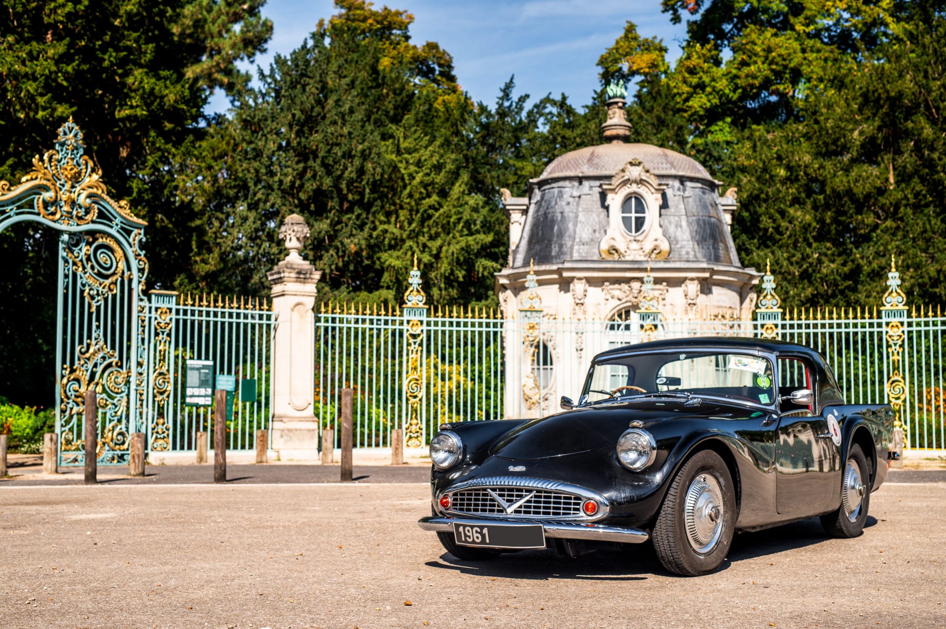 jaguar daimler sp 250 “Dart”