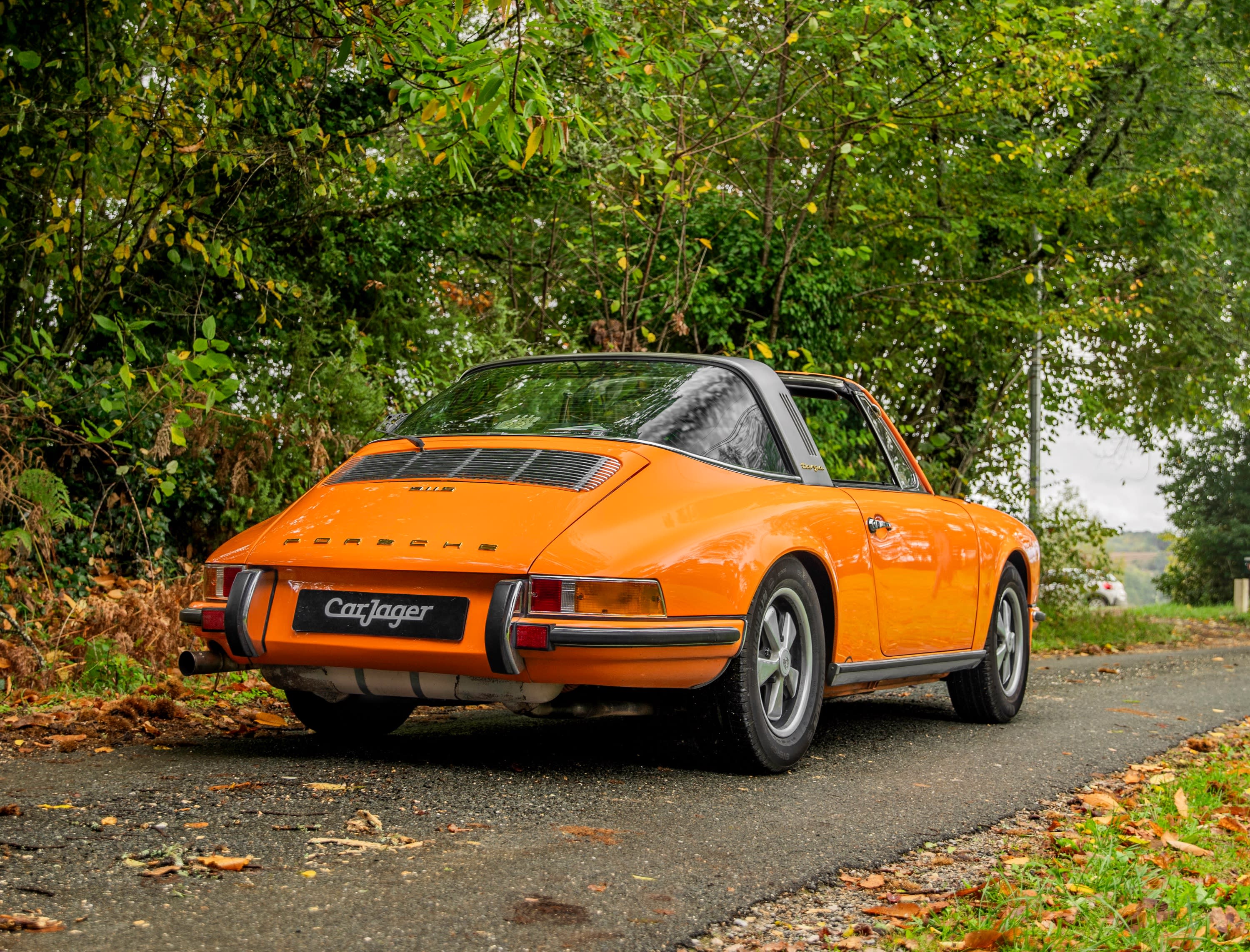 PORSCHE 911 2.2 S Targa 1970 used exterior (2)