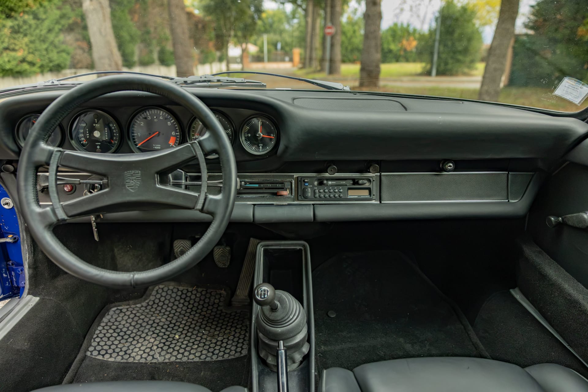 Porsche 911 2.4 T