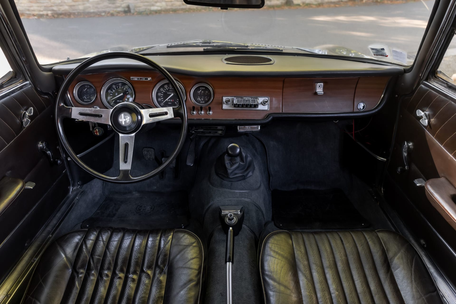 Alfa Romeo Giulia Tipo 105 Sprint GT Veloce