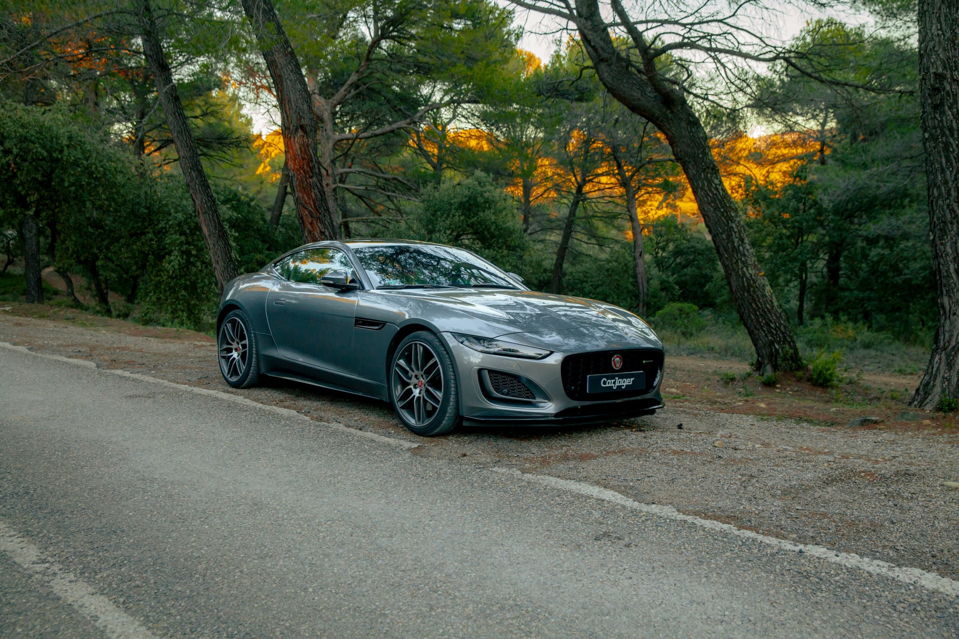 Jaguar F-type P300