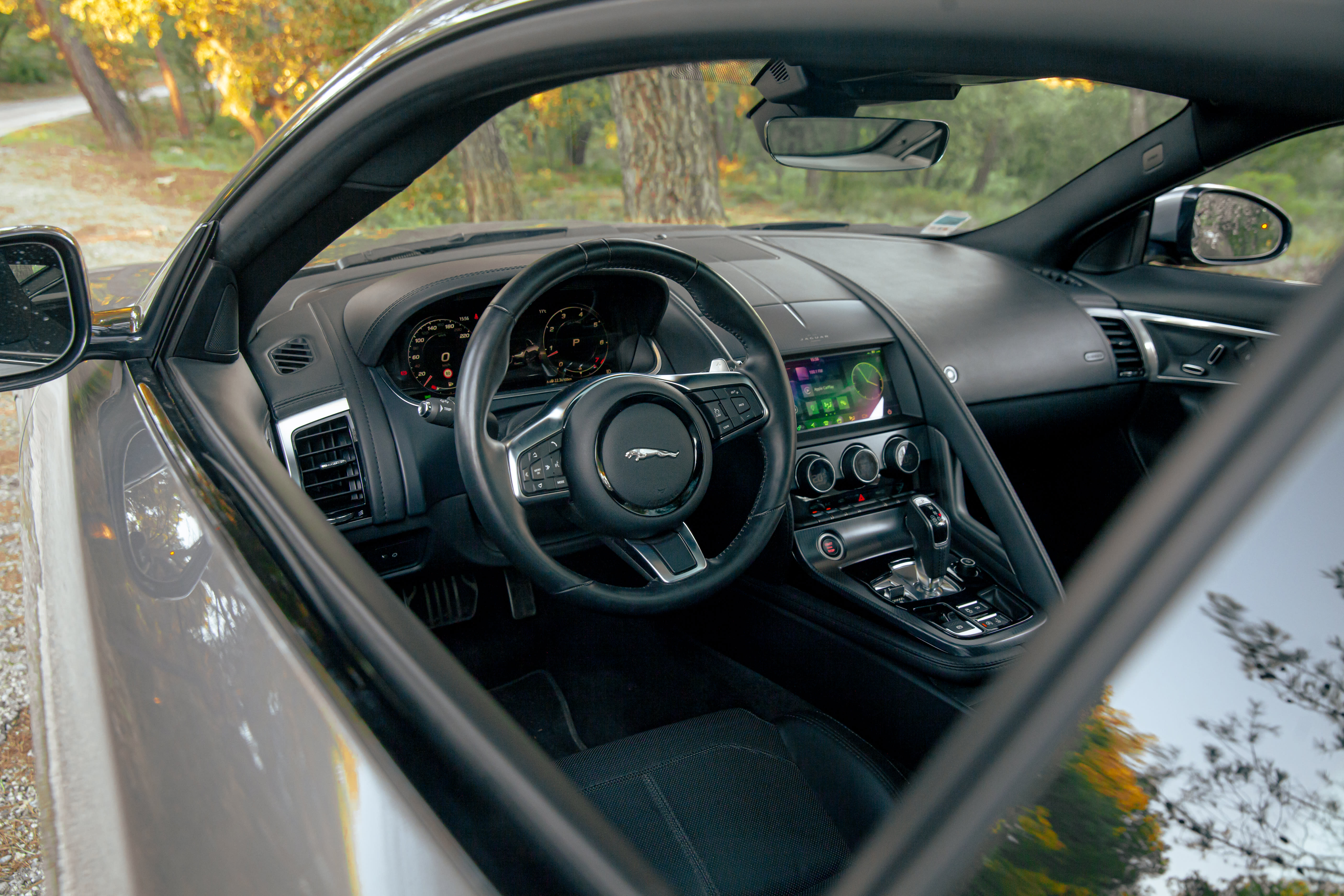 JAGUAR F-type P300 2020 occasion intérieur (1)