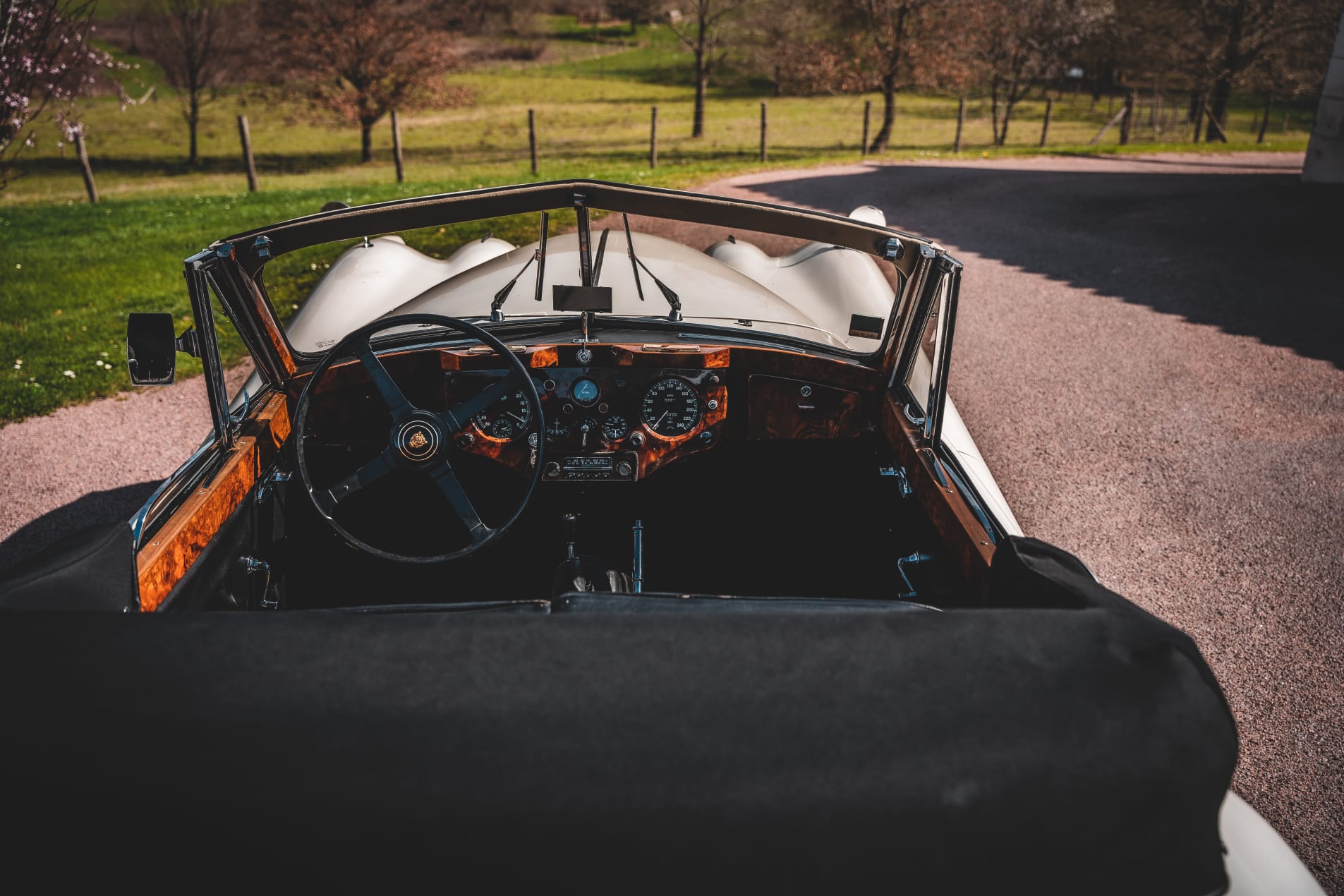 JAGUAR Xk140 dhc se 1956