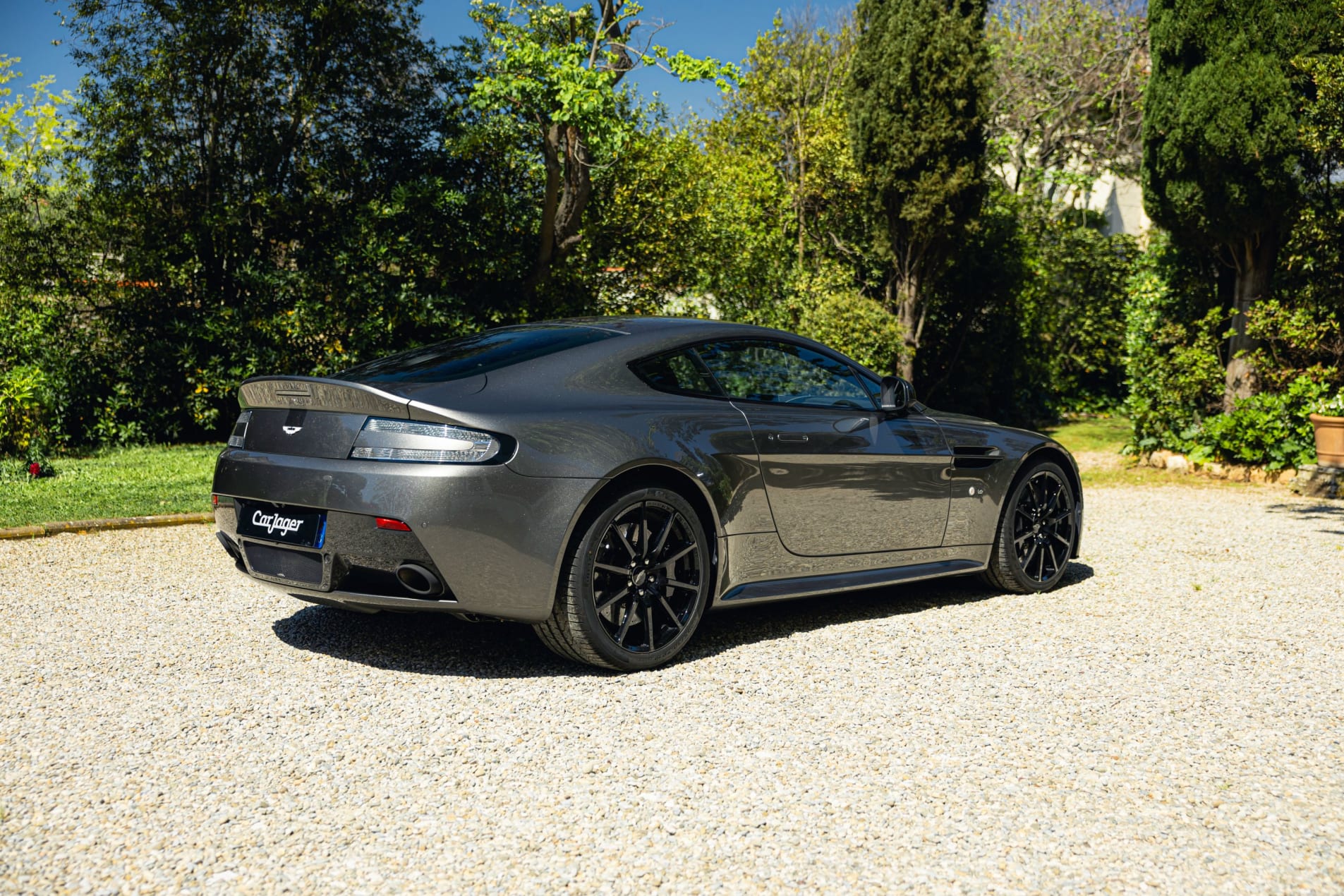 ASTON MARTIN Vantage v12 s AMR 2018