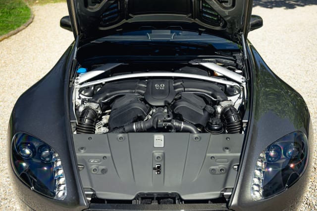 ASTON MARTIN Vantage Amr 2018 used car