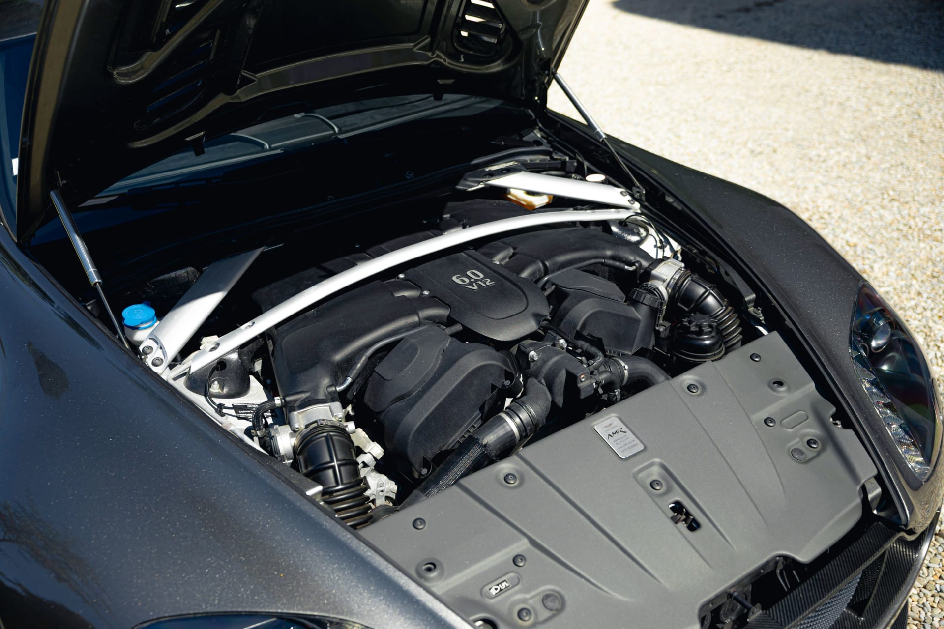 ASTON MARTIN Vantage Amr 2018 used mechanical (1)