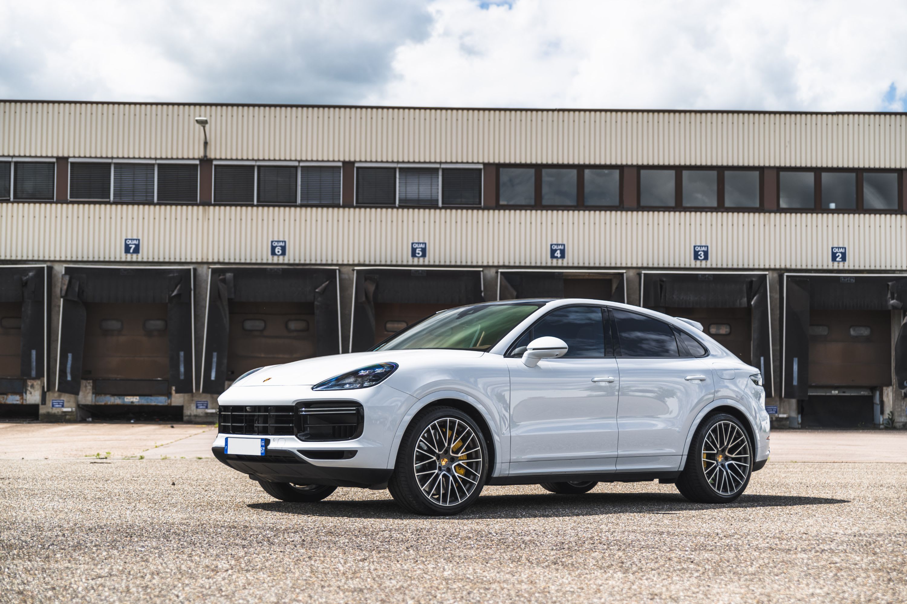 PORSCHE Cayenne E3 Turbo S E-hybrid 2019 occasion extérieur (2)