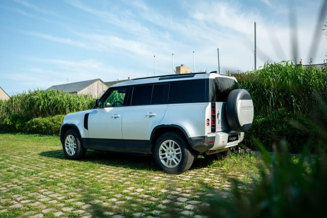 Land Rover Defender D300 Utilitaire