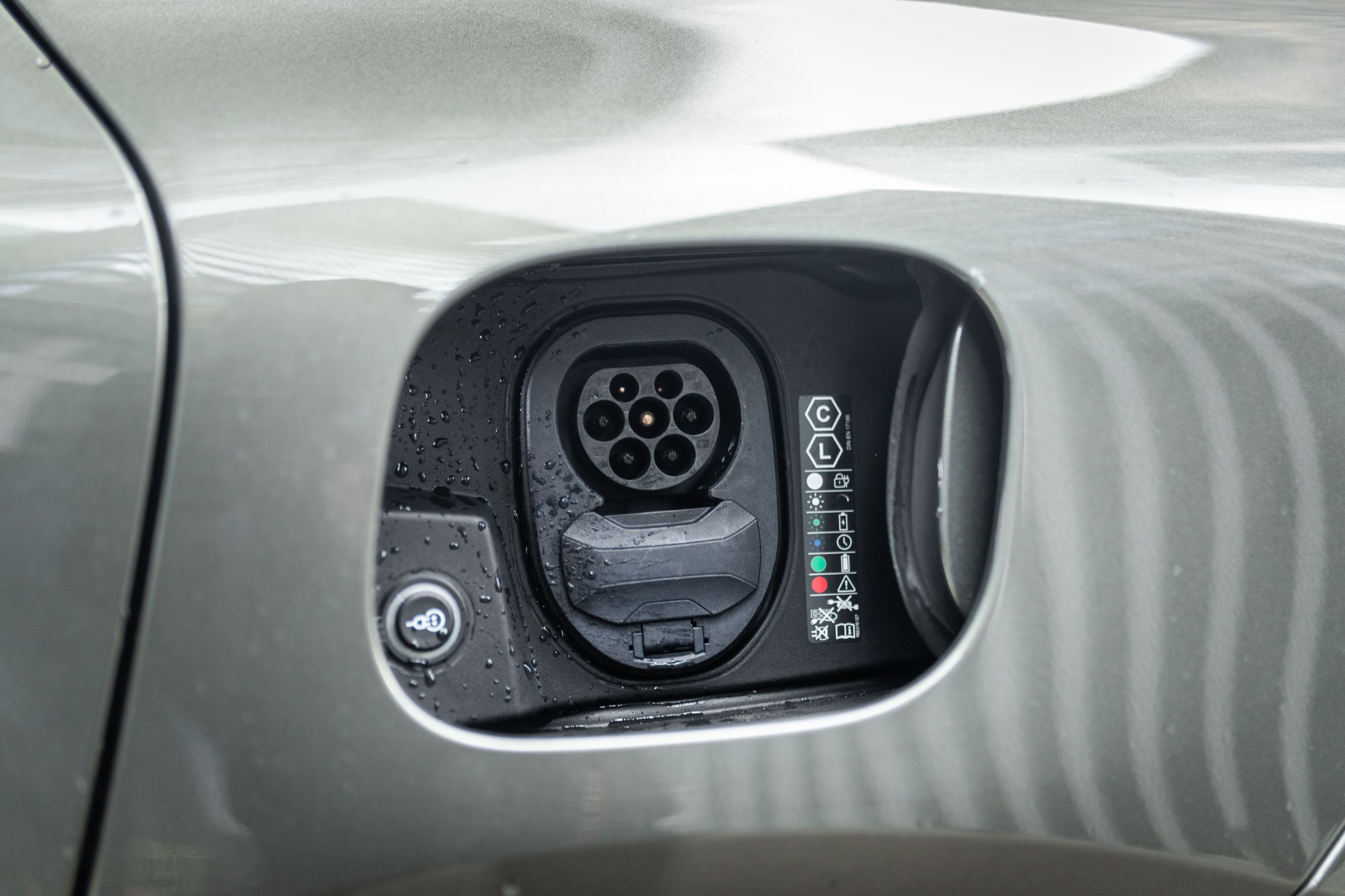 PORSCHE Macan Turbo Electric 2024 occasion mécanique (1)