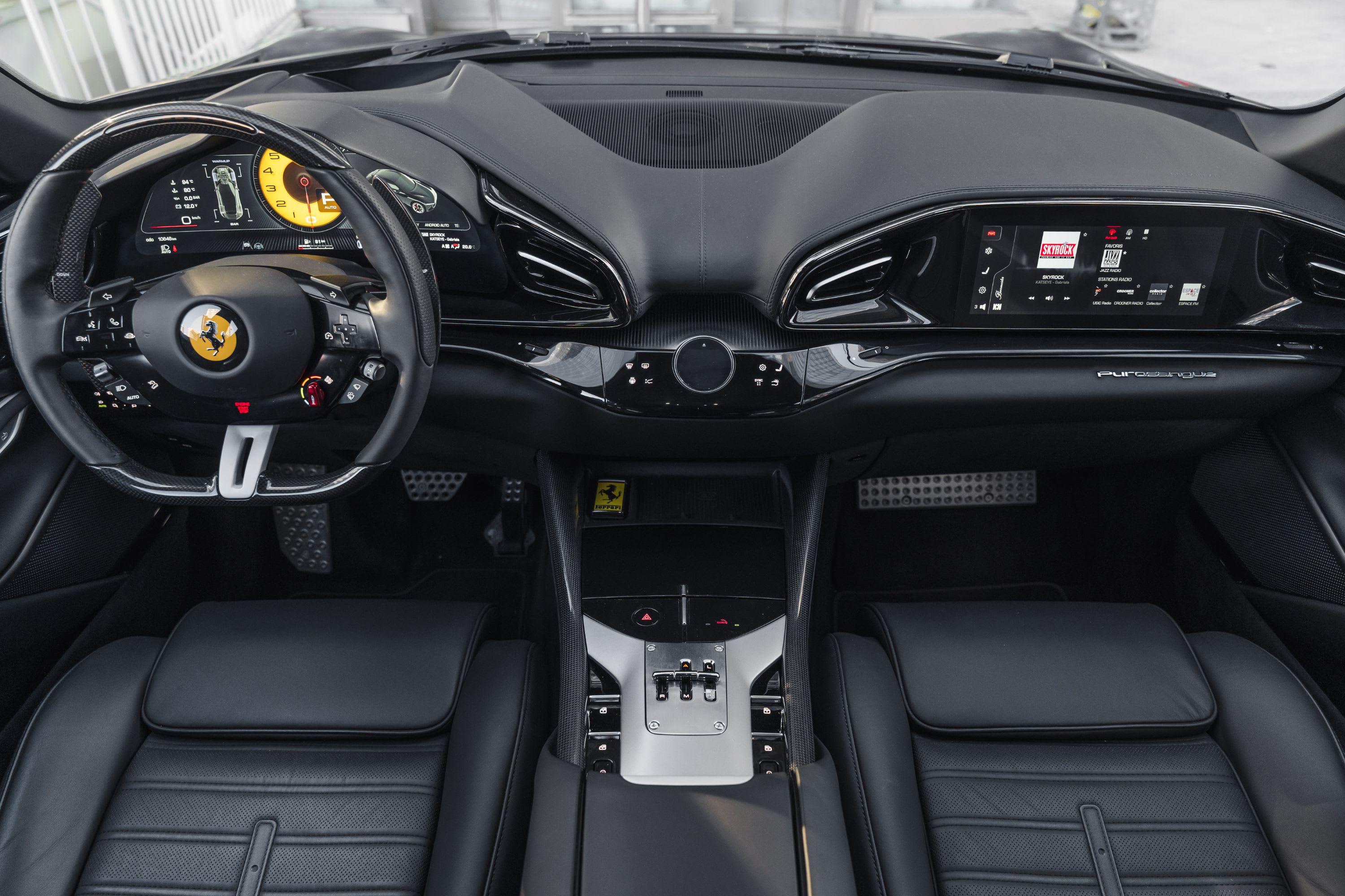 FERRARI Purosangue 2024 occasion intérieur (1)