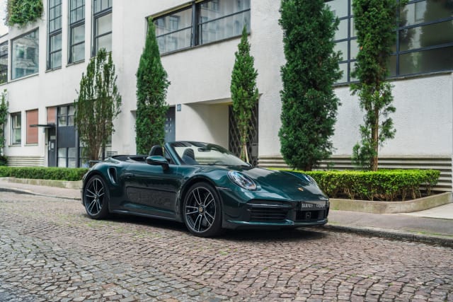 PORSCHE 911 992.1 Turbo S Cabriolet Pts Forest Green 2021 occasion