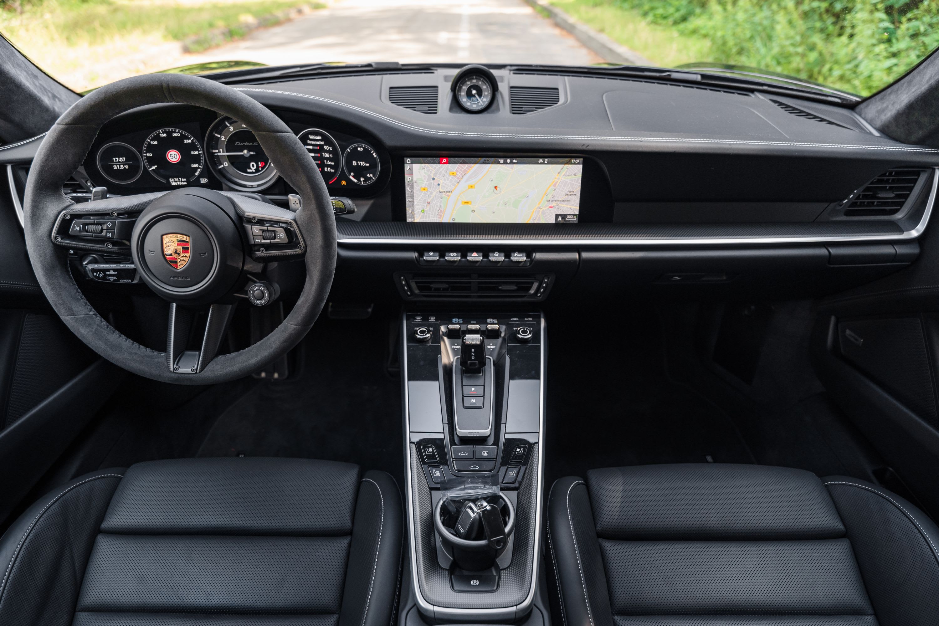 PORSCHE 911 992.1 Turbo S 2020 used interior (1)