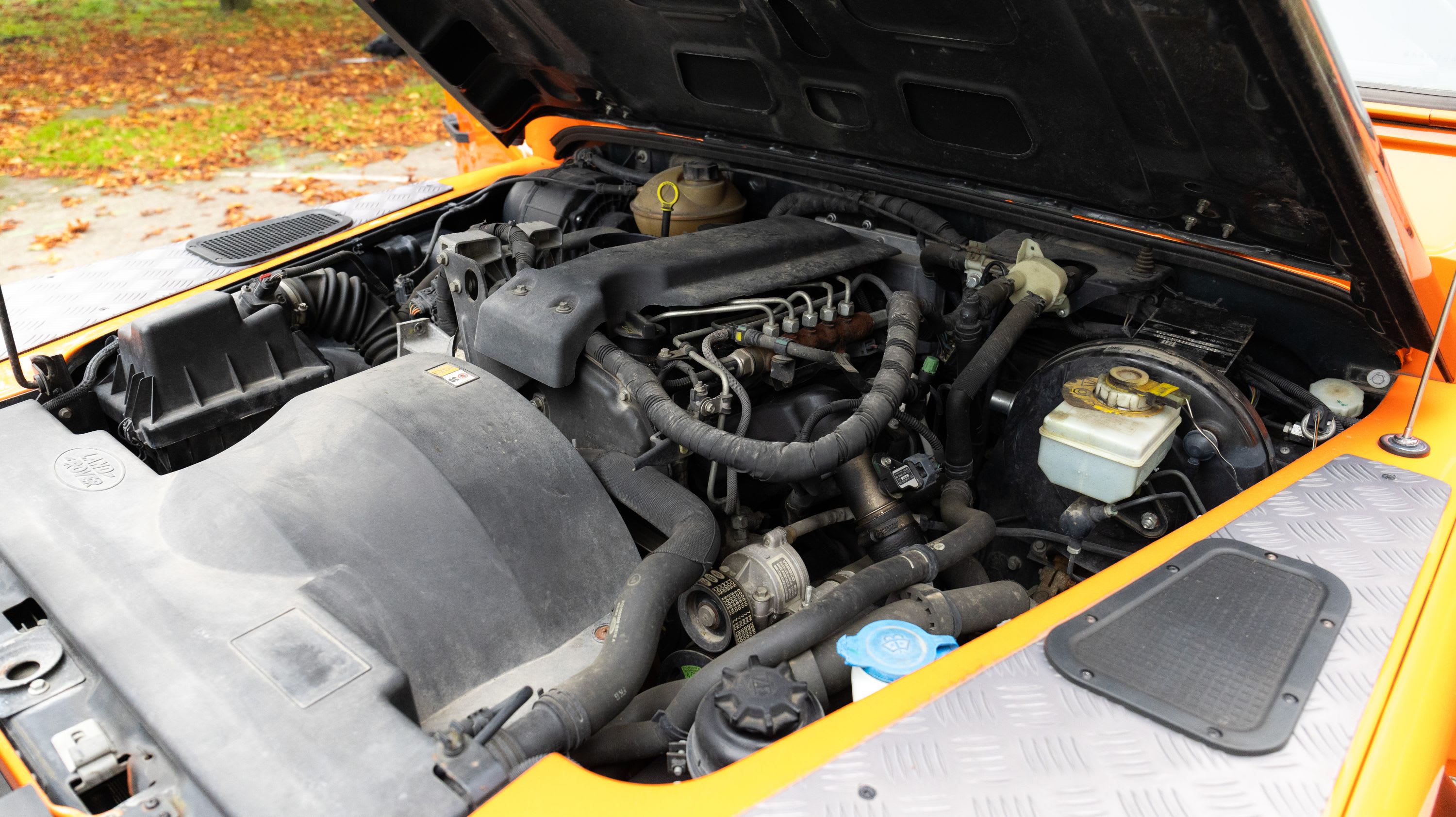 LAND ROVER Defender  90 Sw 2.4 Td 2011 used mechanical (1)