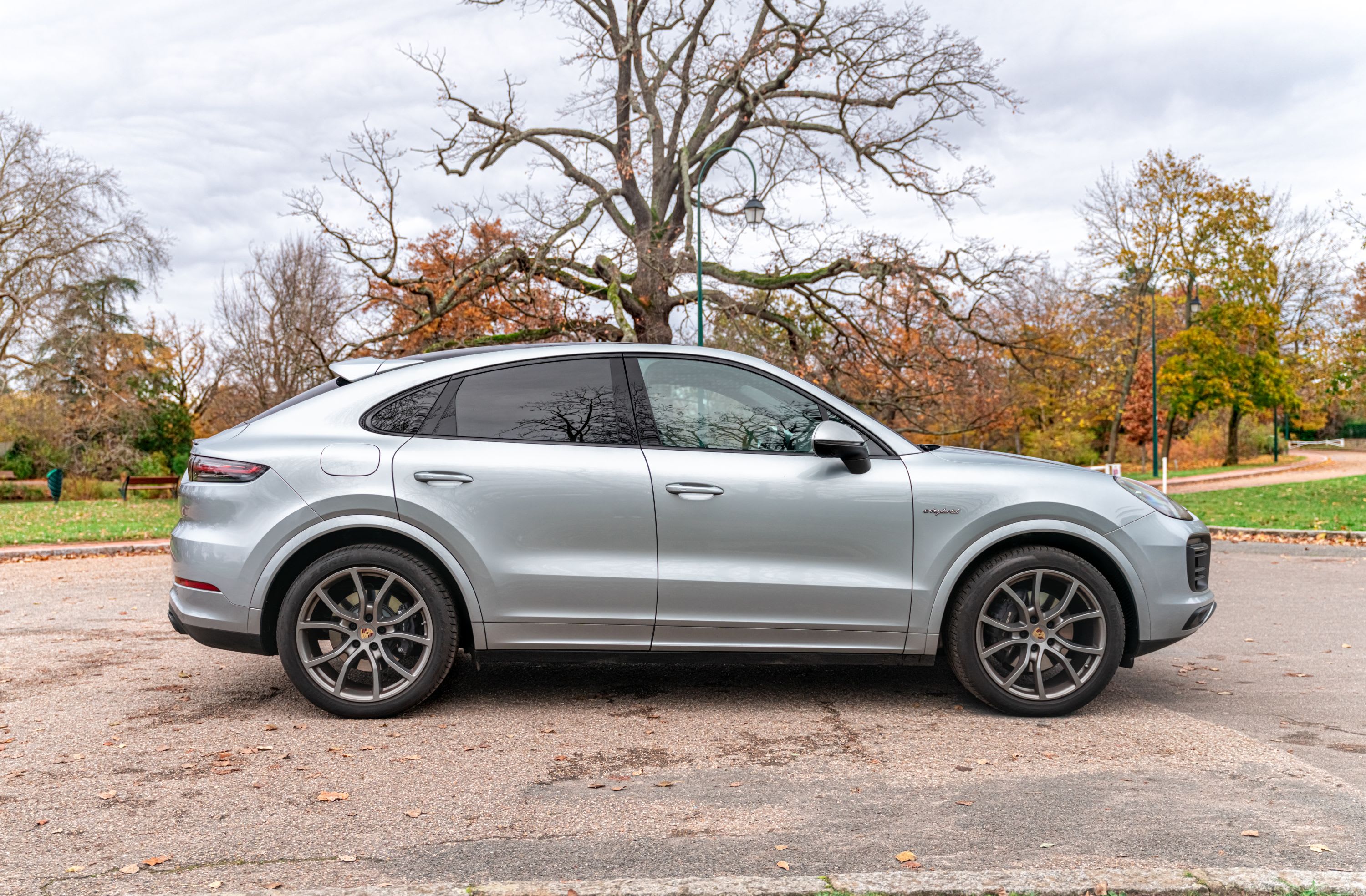PORSCHE Cayenne E3 E-hybrid 2021 used video (1)