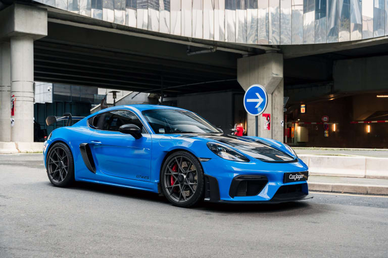 PORSCHE 718 cayman 982 GT4 RS 2022