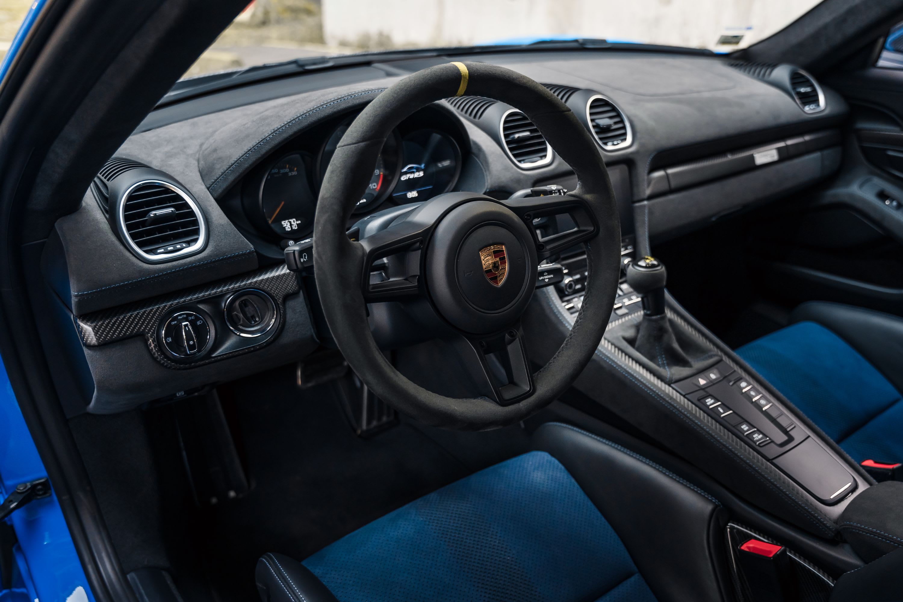 PORSCHE Cayman 982 Gt4 Rs  2022 occasion intérieur (1)