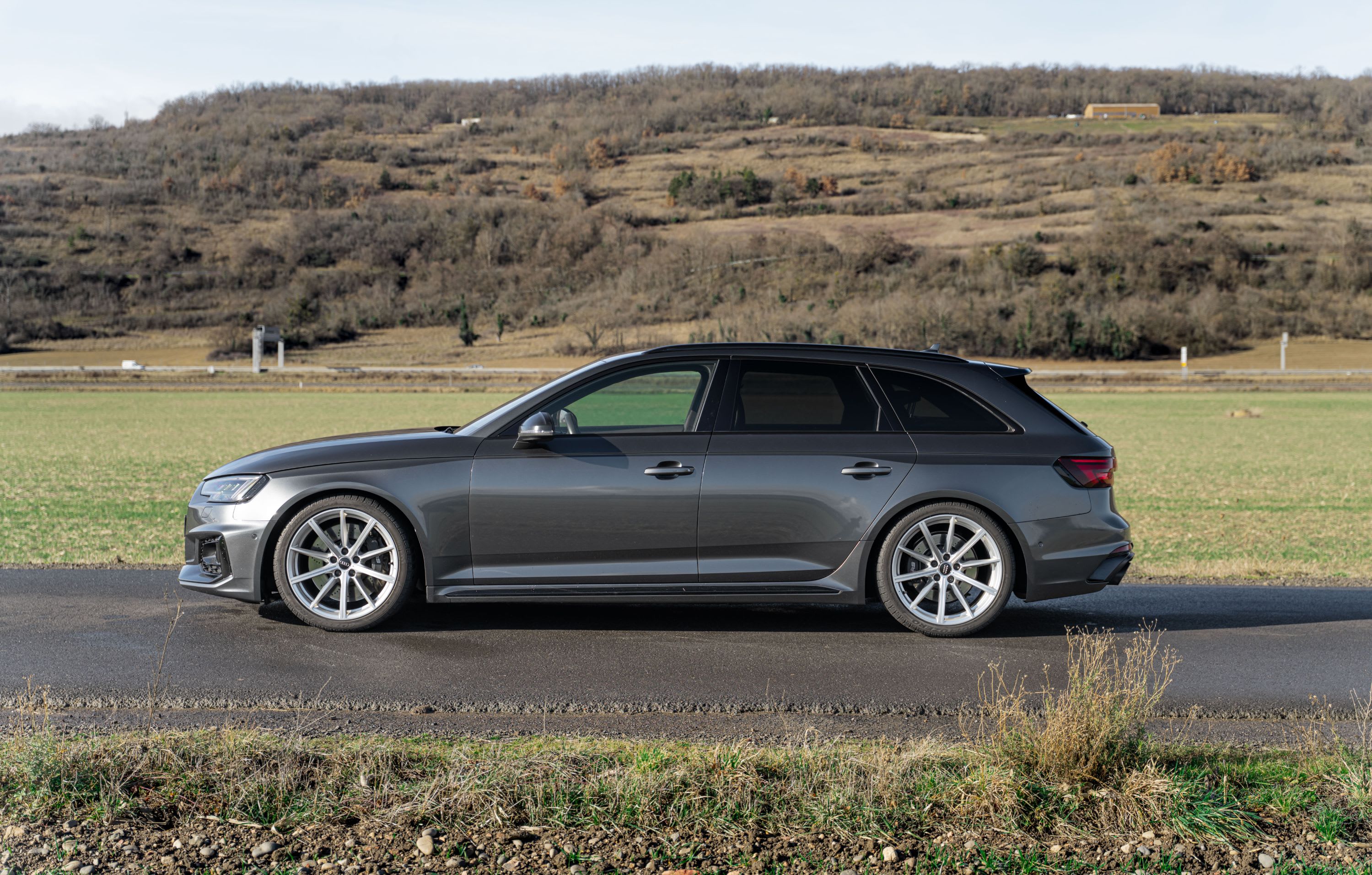 AUDI Rs4 B9 Avant 2018 occasion vidéo (1)