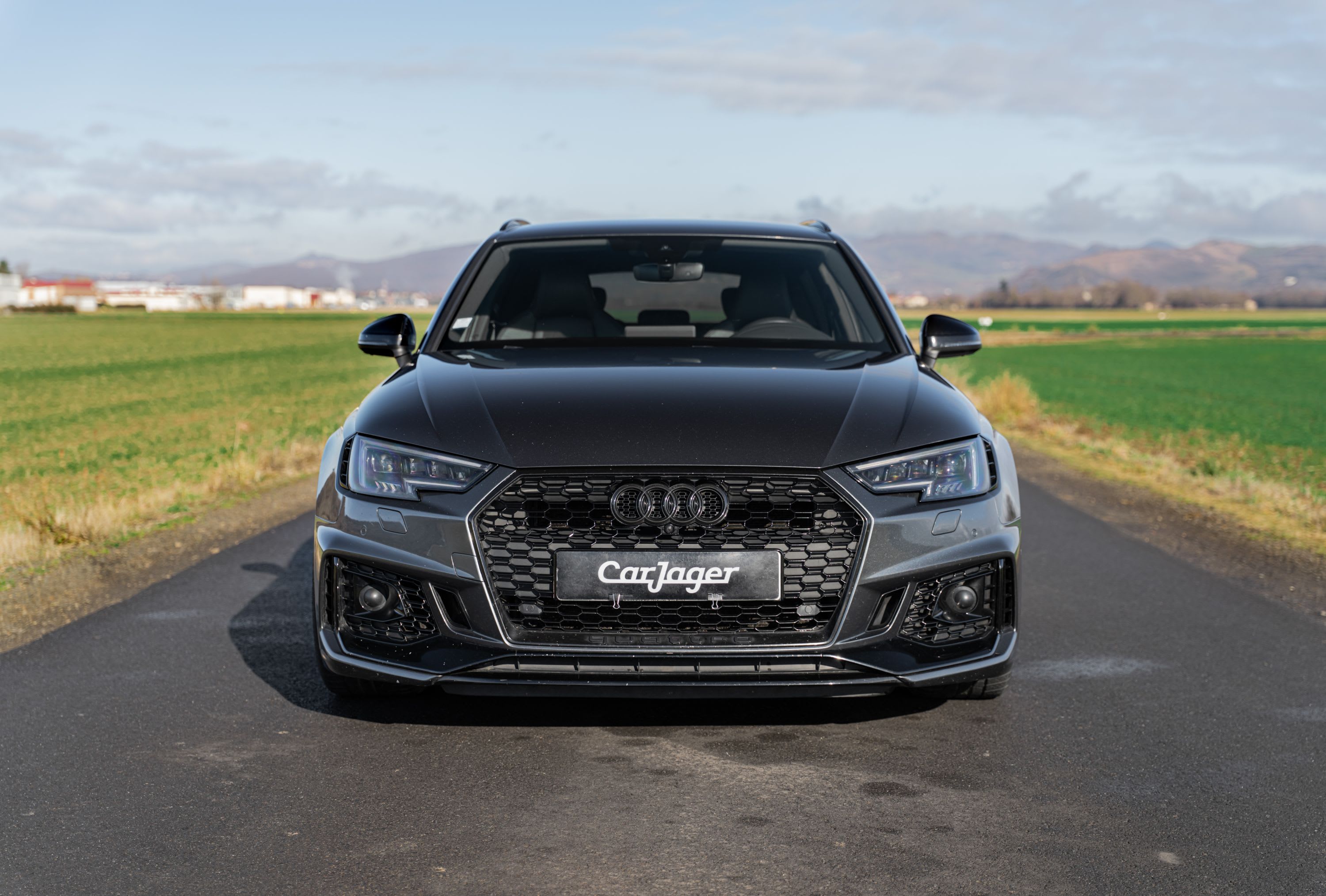 AUDI Rs4 B9 Avant 2018 used exterior (2)