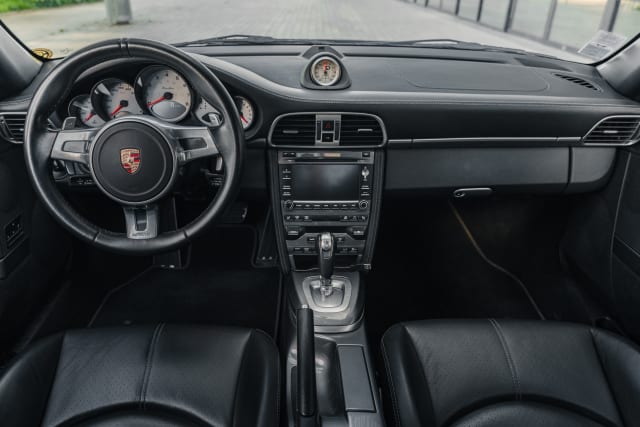 Porsche 911 997.2 Turbo Pdk 4
