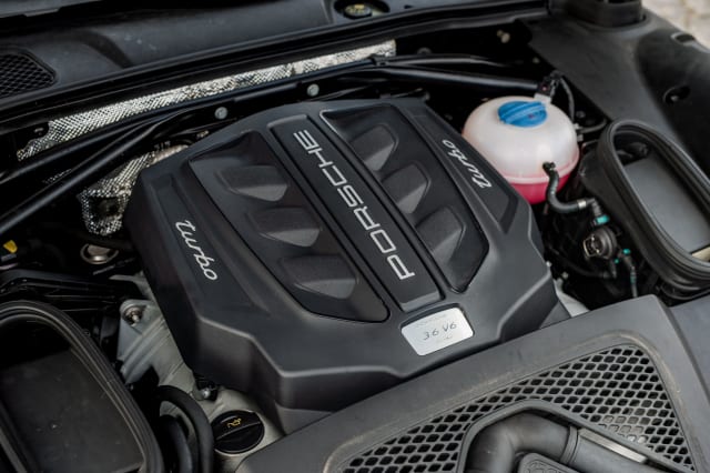 PORSCHE Macan Turbo 2014 used car