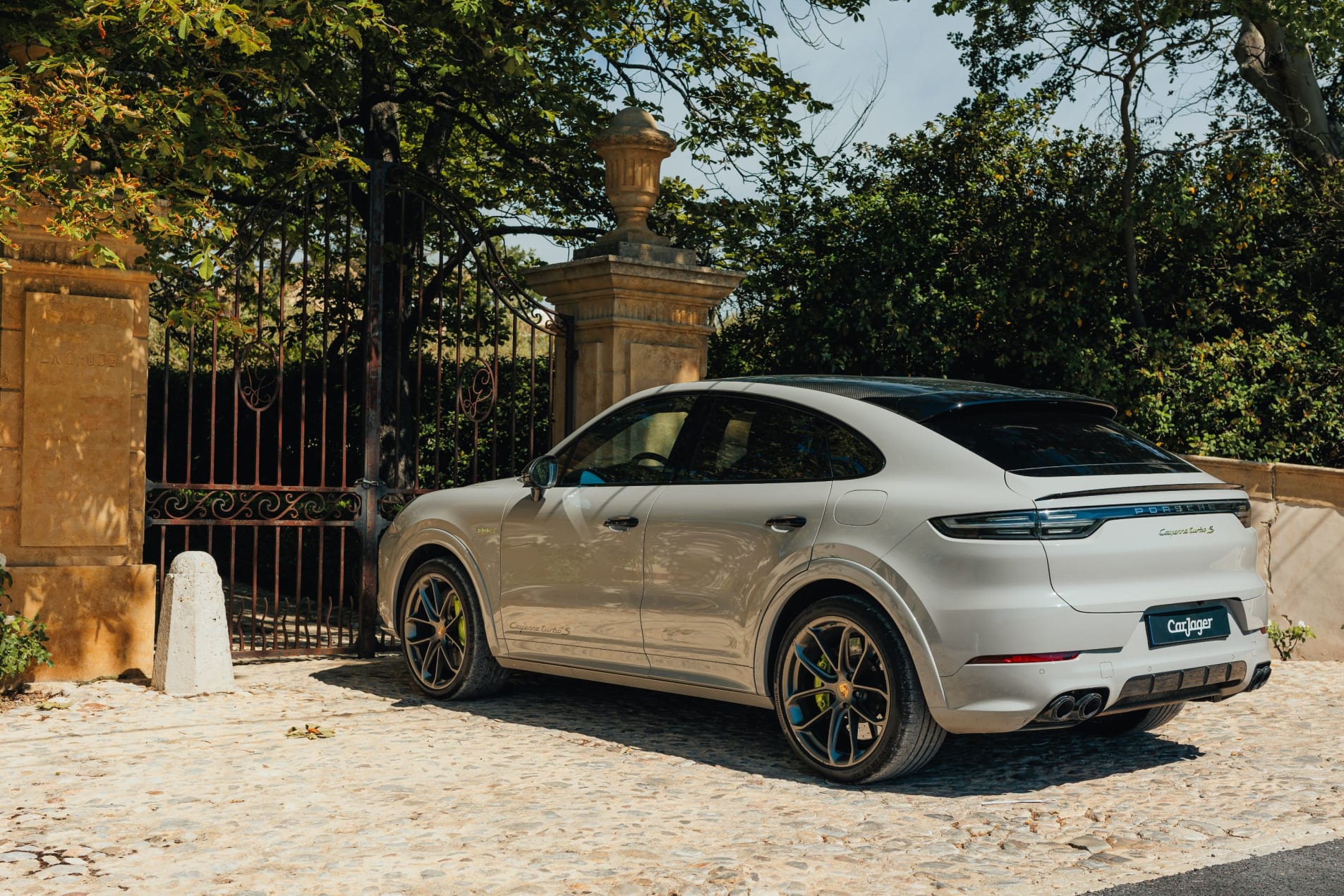 PORSCHE Cayenne e hybrid Turbo S 2020