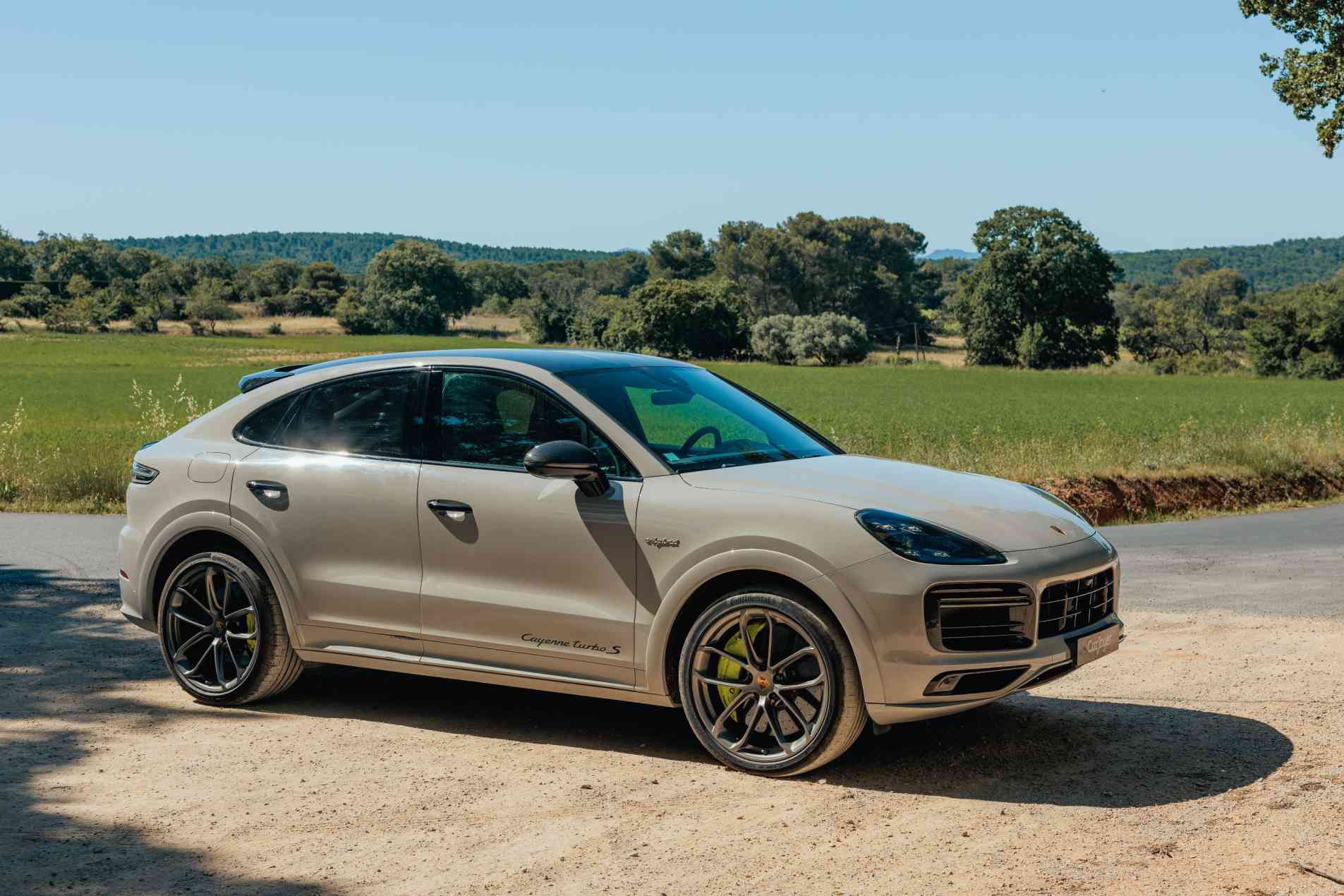 PORSCHE Cayenne e hybrid Turbo S 2020