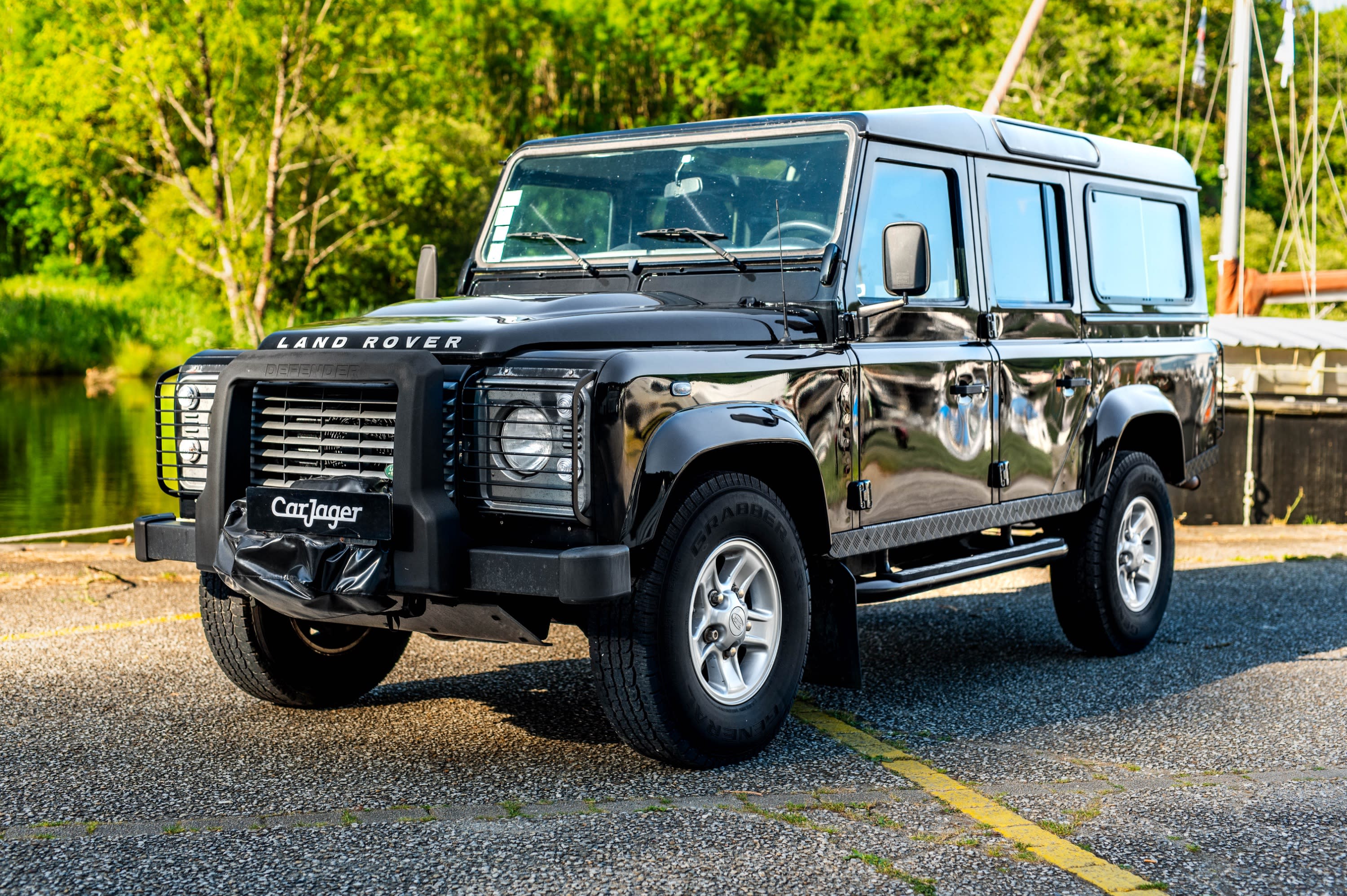 LAND ROVER Defender 110 2007 used video (1)