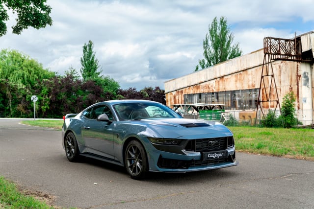 Ford Mustang Dark Horse