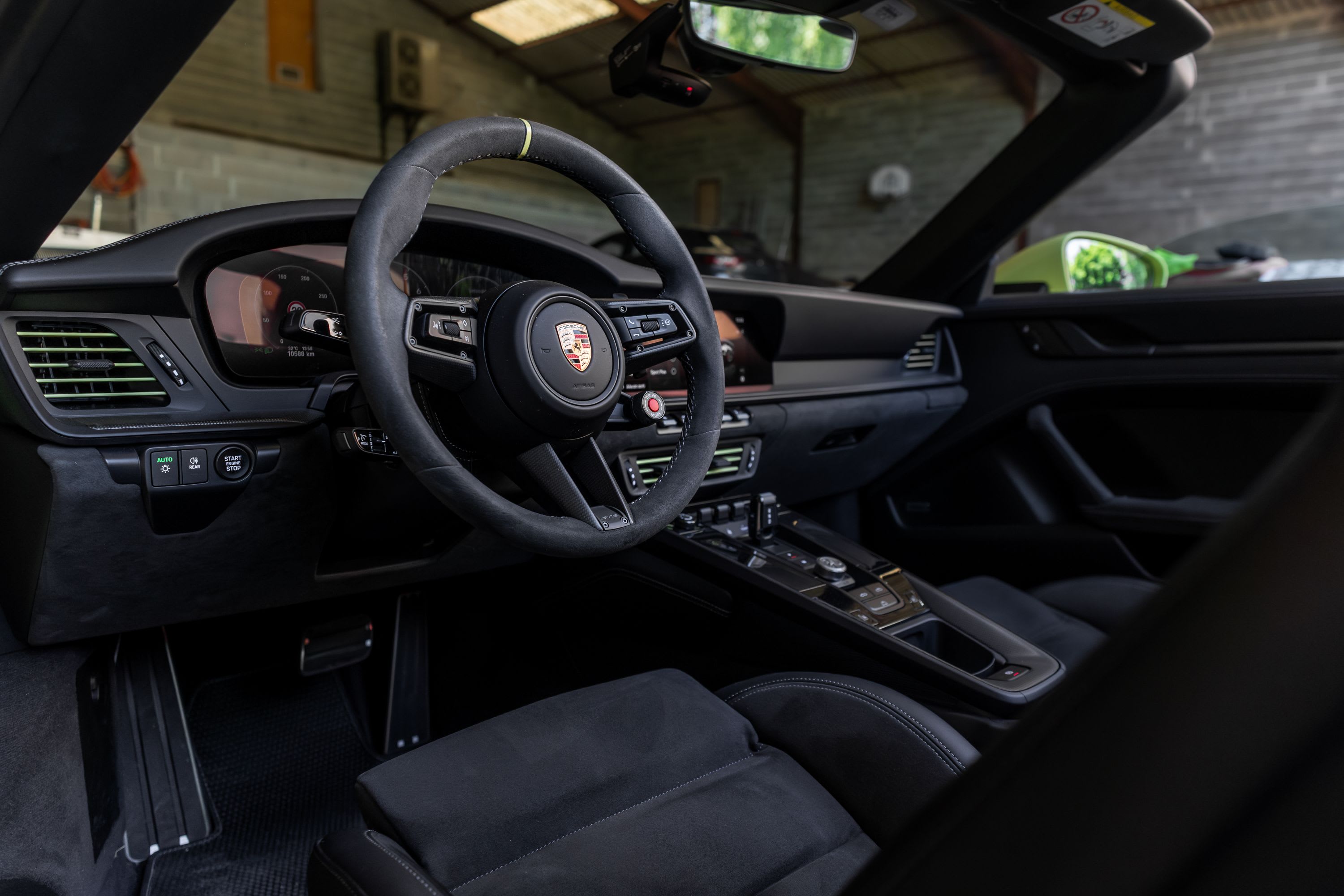 Porsche 911 992.2 Carrera Gts