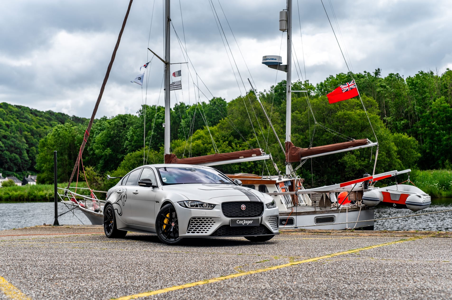 JAGUAR Xe Project 8 2018