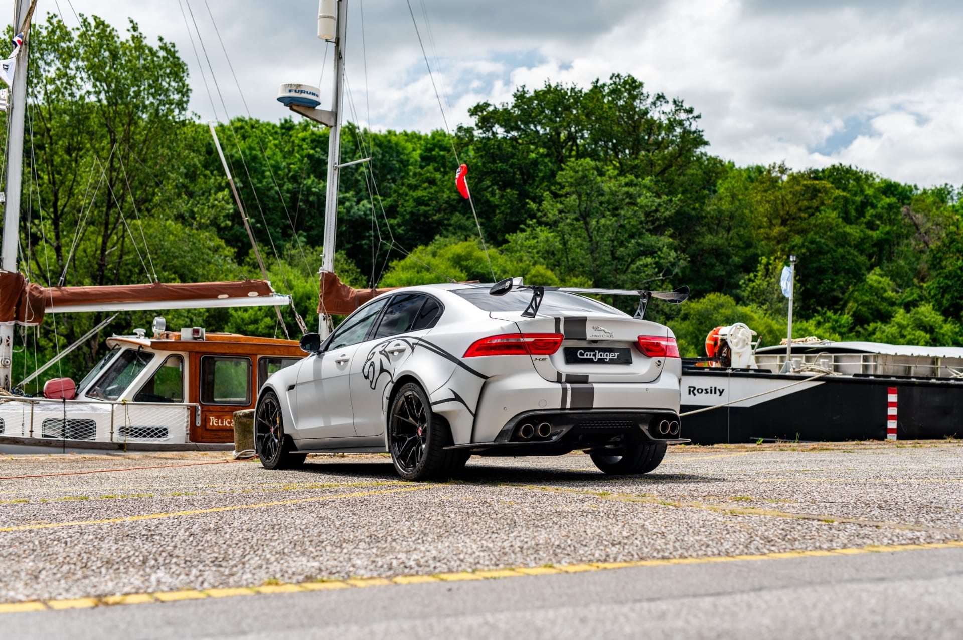 Jaguar Xe Sv Project 8
