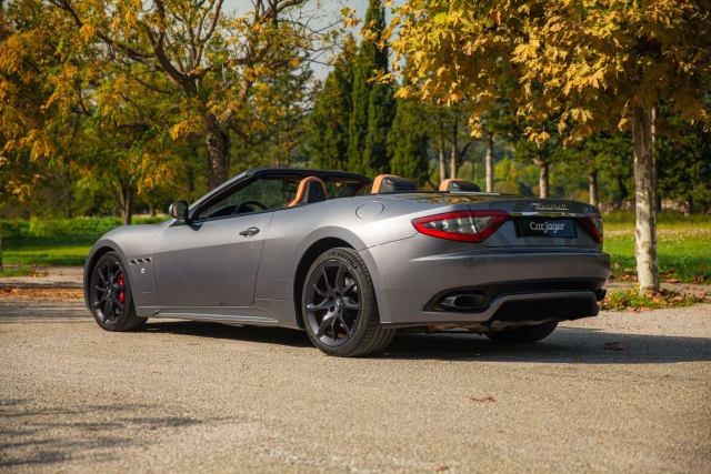 Maserati Grancabrio Sport