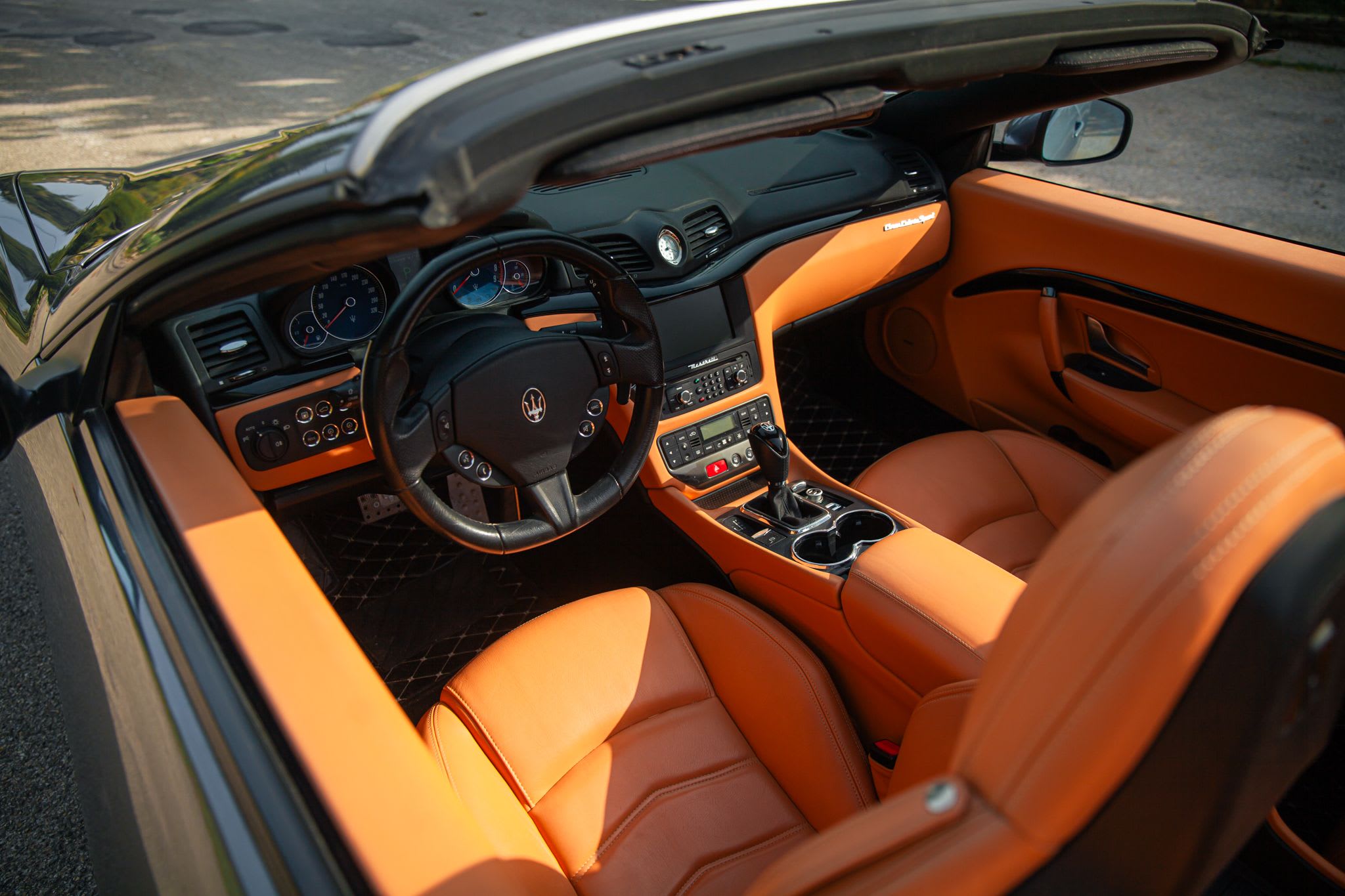 MASERATI Grancabrio Sport 2016 occasion intérieur (1)