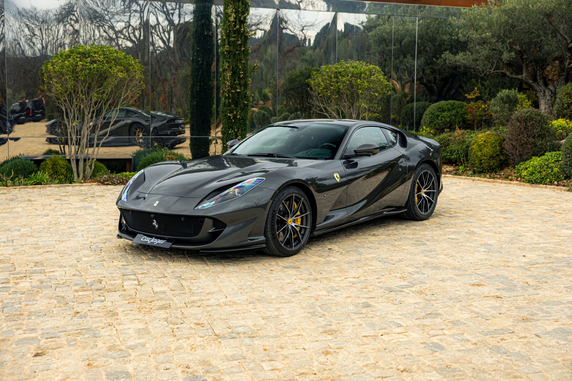 Photo FERRARI 812 superfast 2020