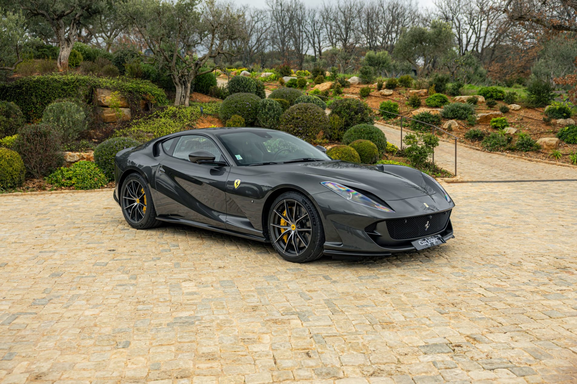 FERRARI 812 superfast 2020