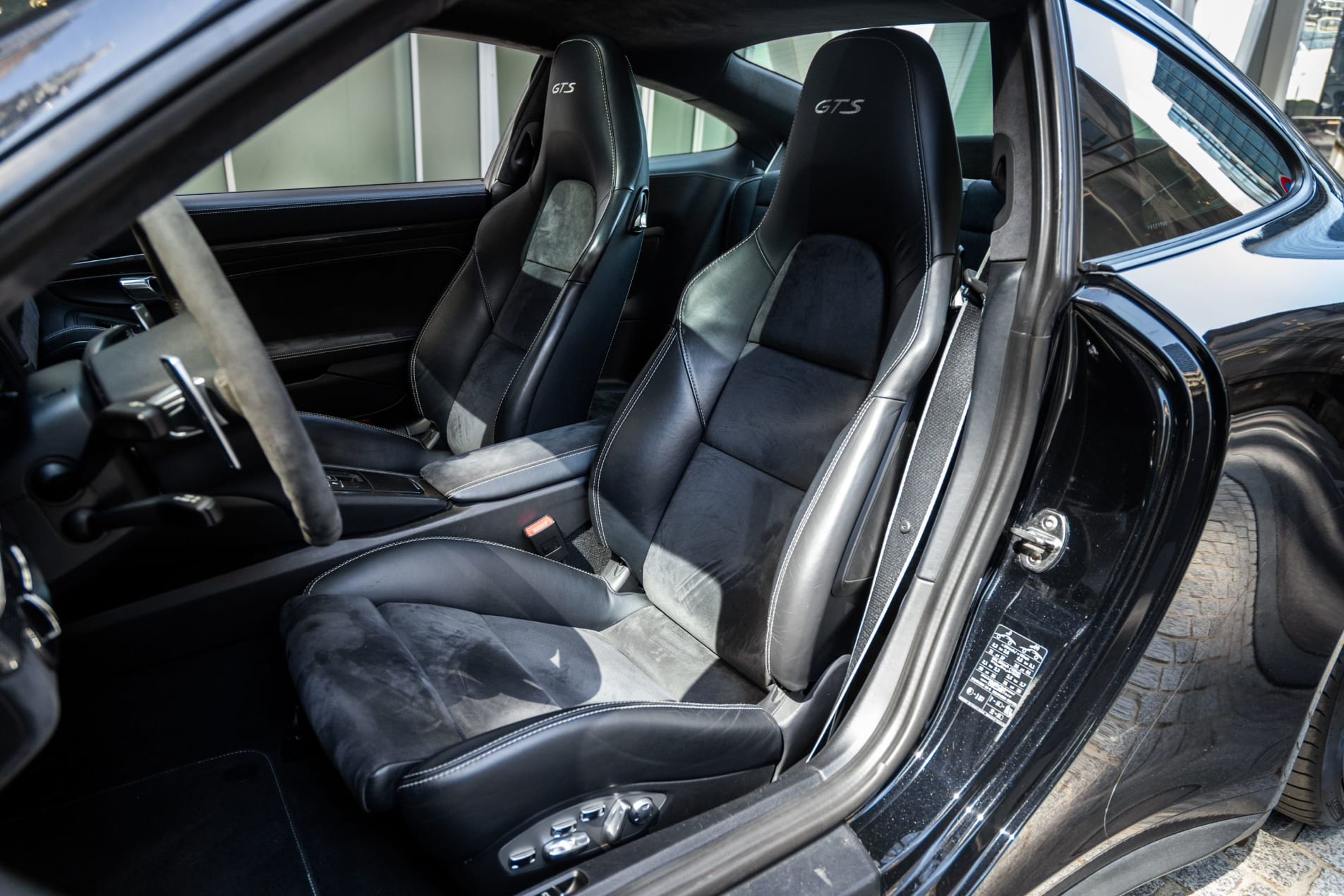PORSCHE 911 991 Carrera 4 GTS 2014