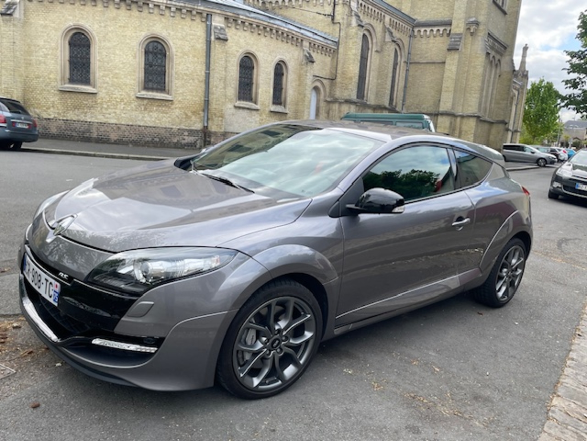 Photo RENAULT Mégane MEGANE RS COUPE type DZY106 2013