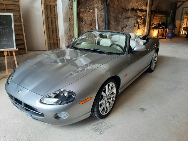 Jaguar Xk8 X100