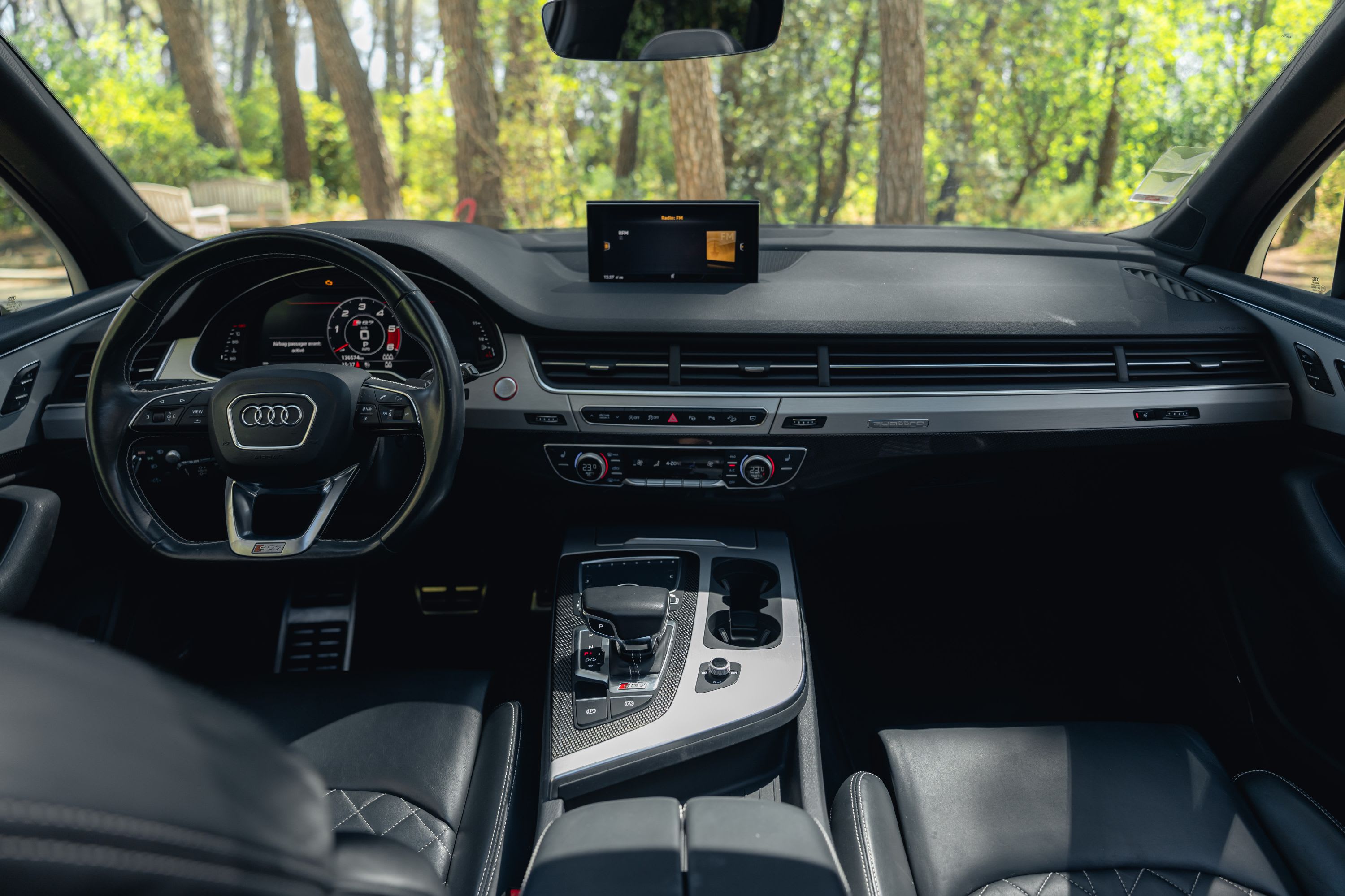 AUDI Sq7 2017 used interior (1)