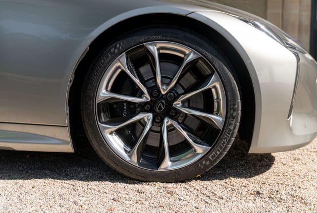 LEXUS Lc Executive 477cv 2017 occasion