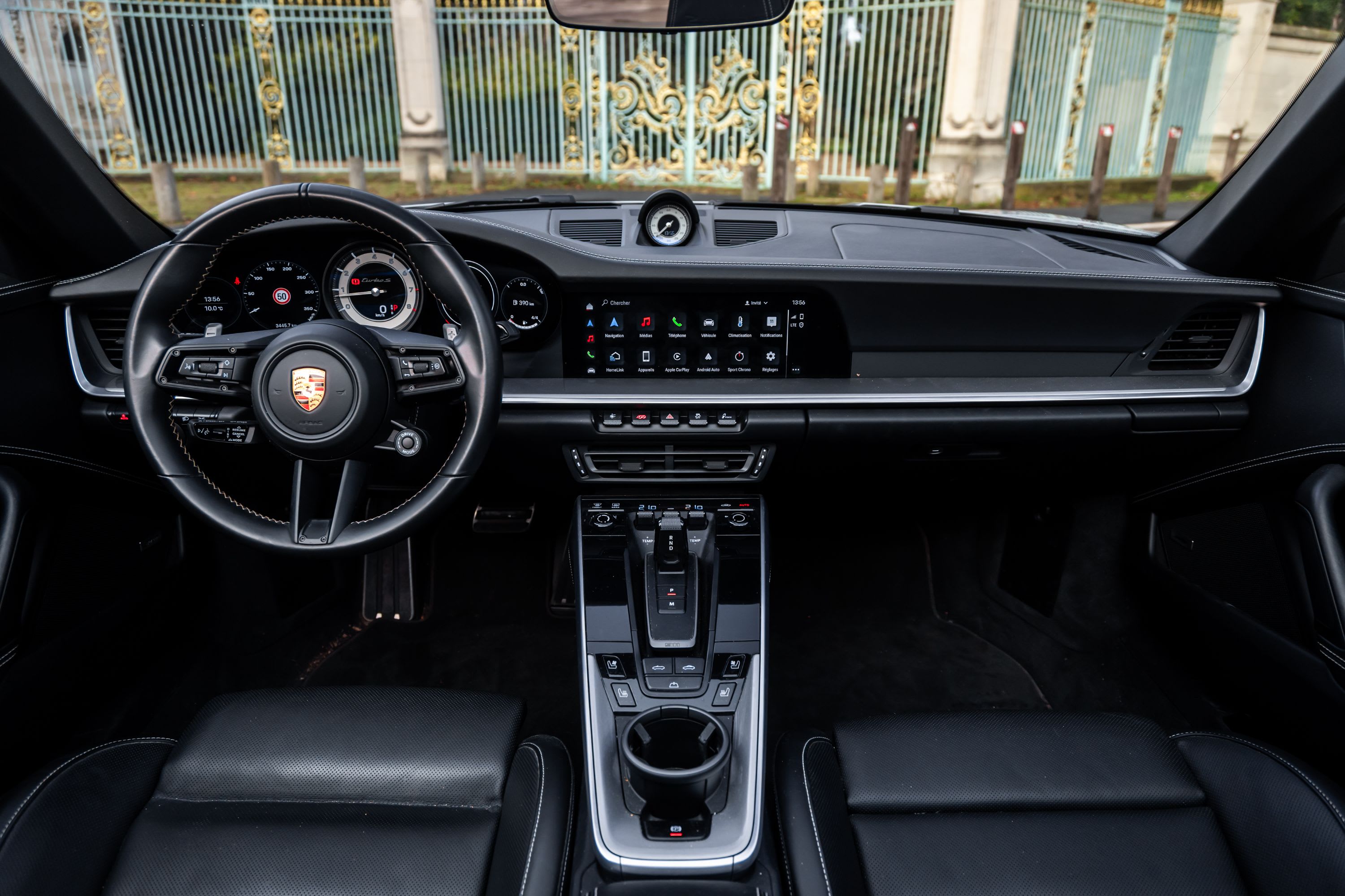 PORSCHE 911 992.1 Turbo S 2022 occasion intérieur (1)