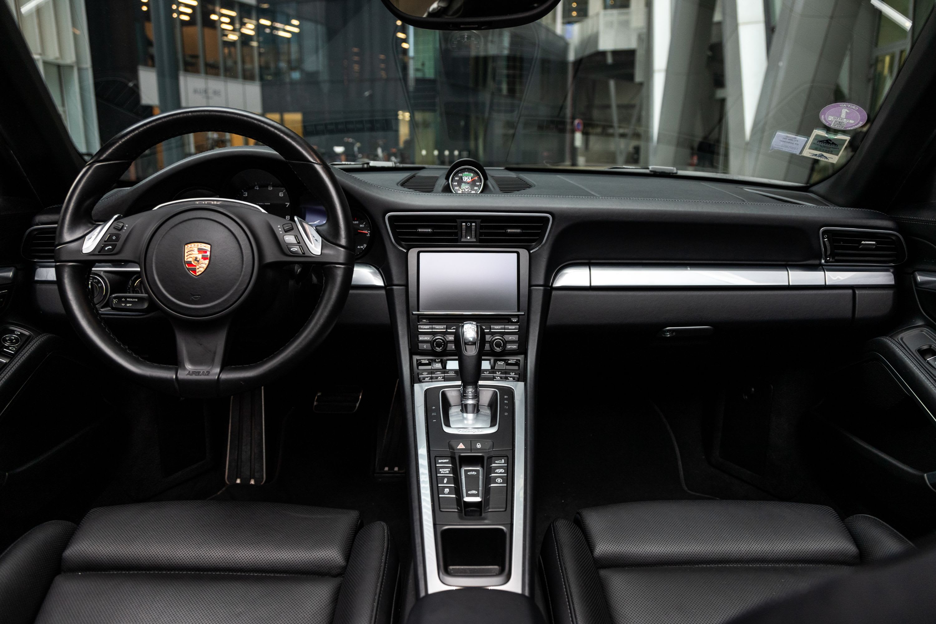 PORSCHE 911 991.2 Targa 4s 2015 used interior (1)