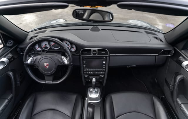 Porsche 911 997.2 Carrera 4s Cabriolet