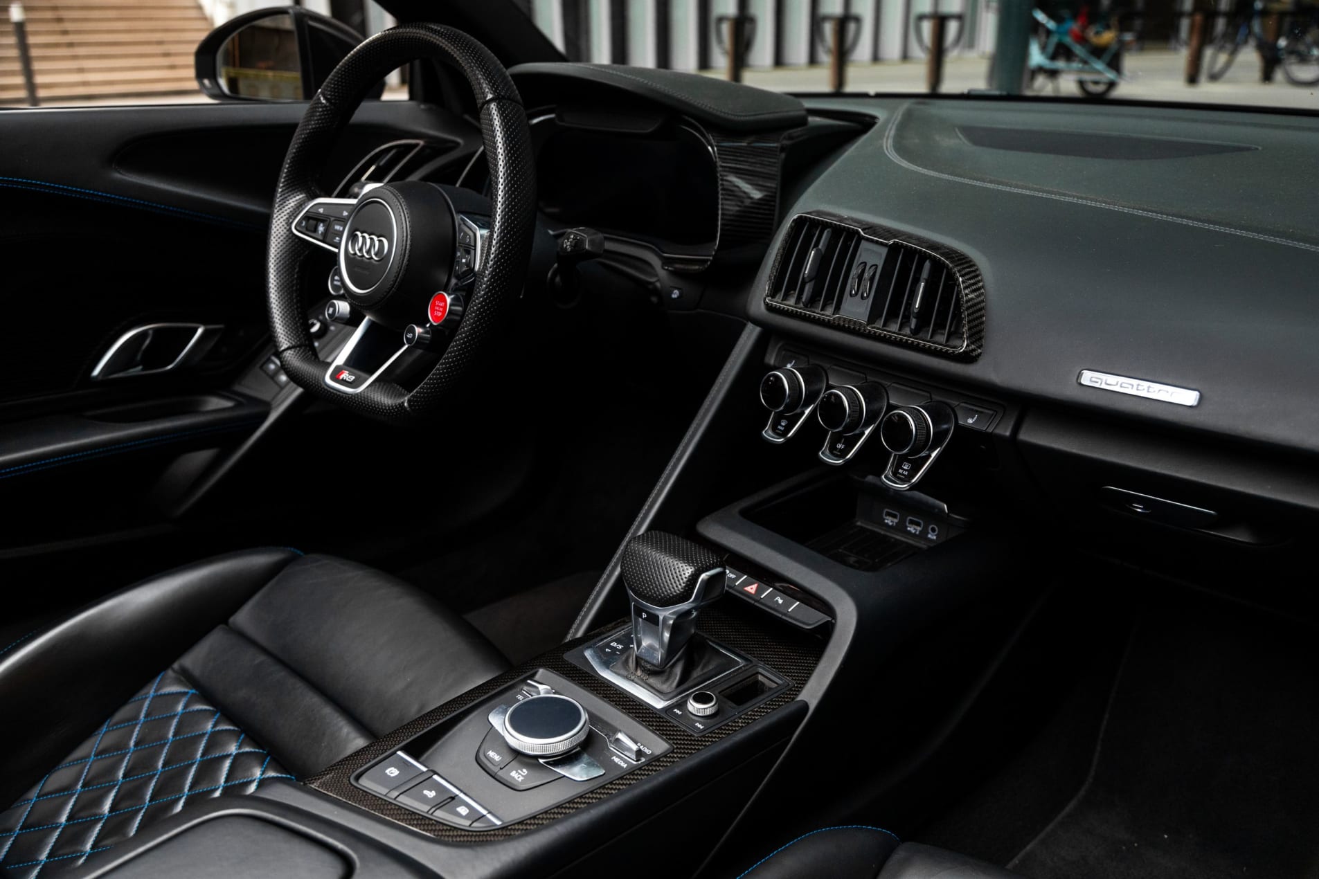 AUDI R8 5.2 Spyder 2017