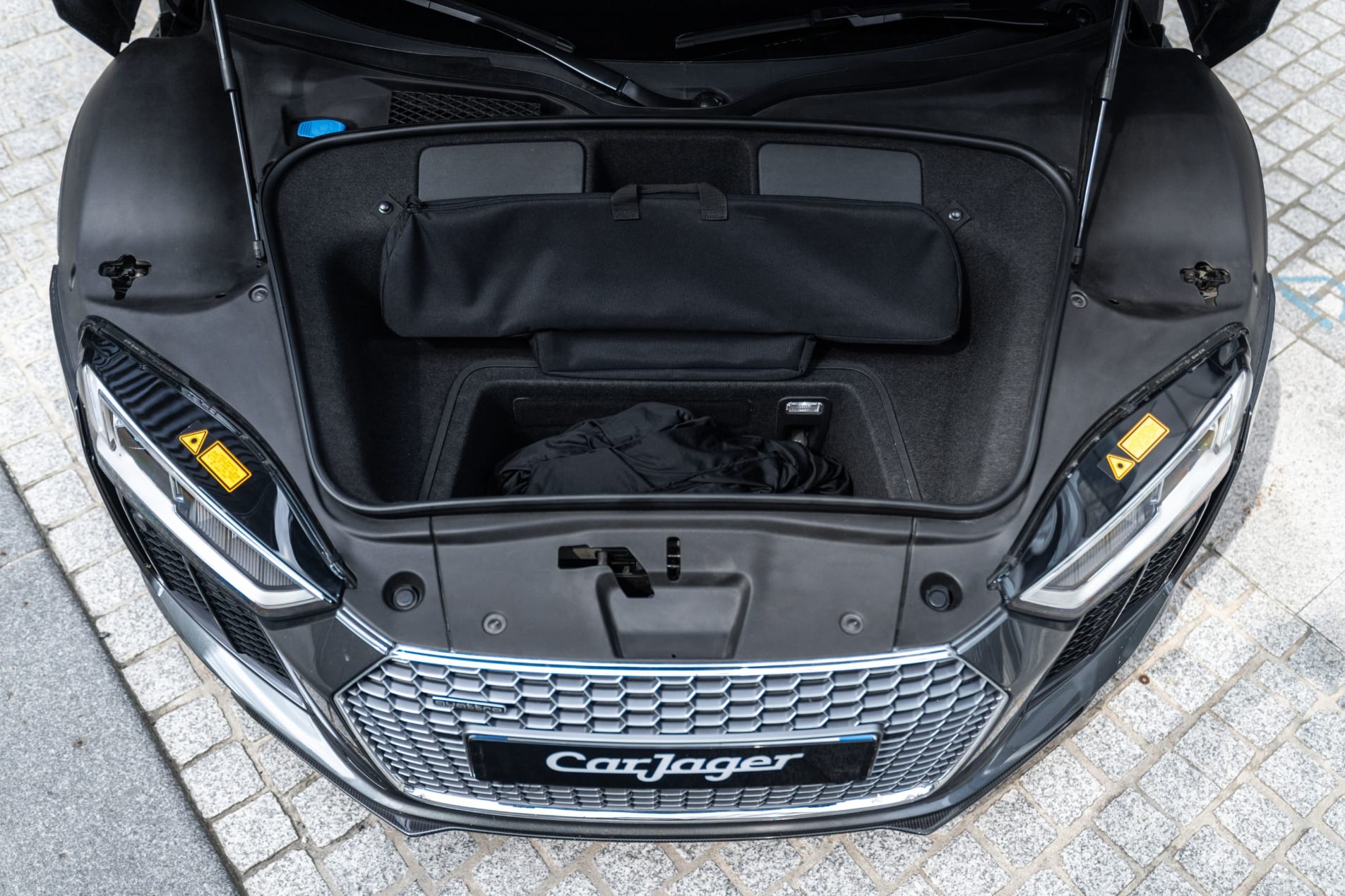 AUDI R8 5.2 Spyder 2017