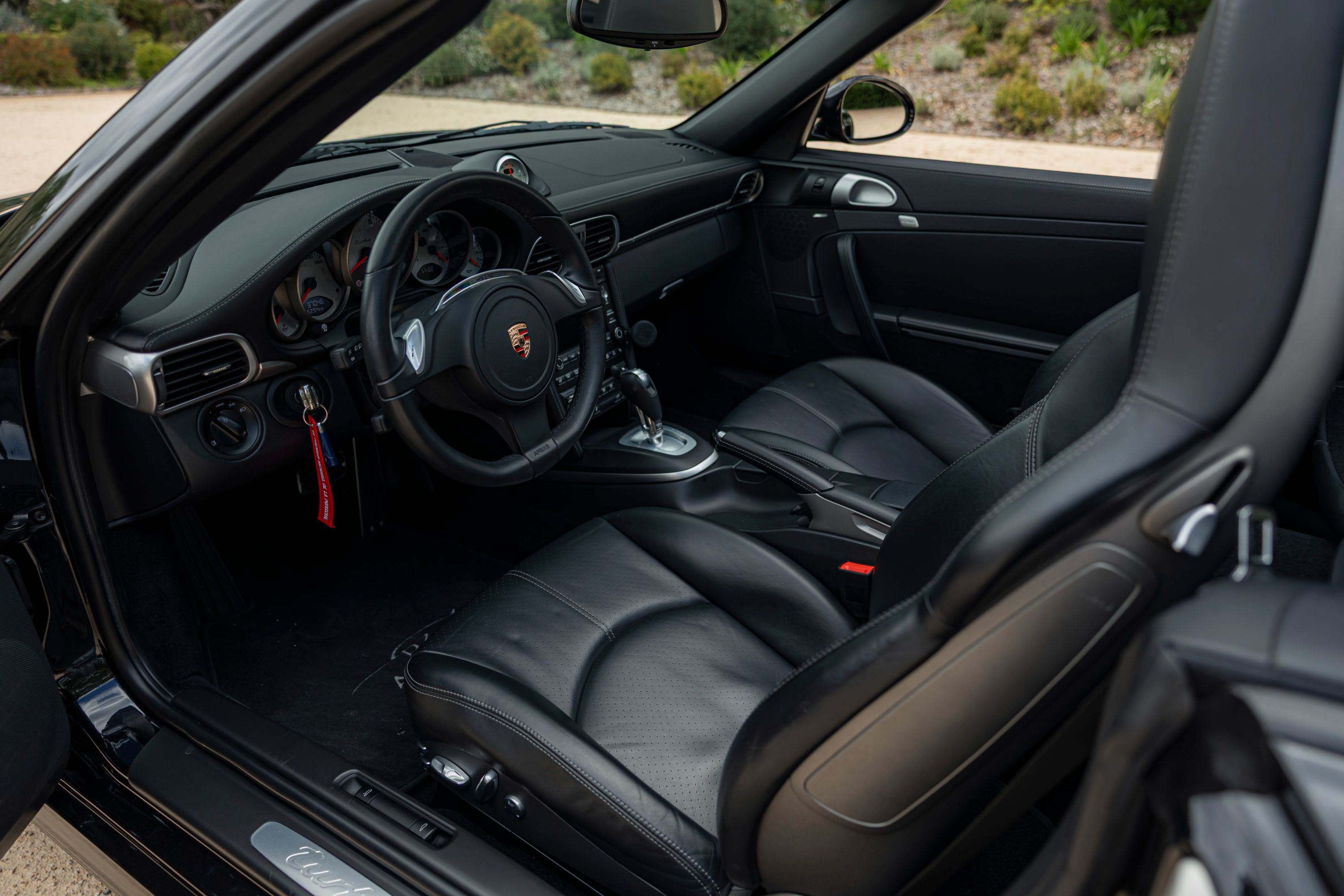 PORSCHE 911 997.2 Turbo Cabriolet 2012 occasion intérieur (1)