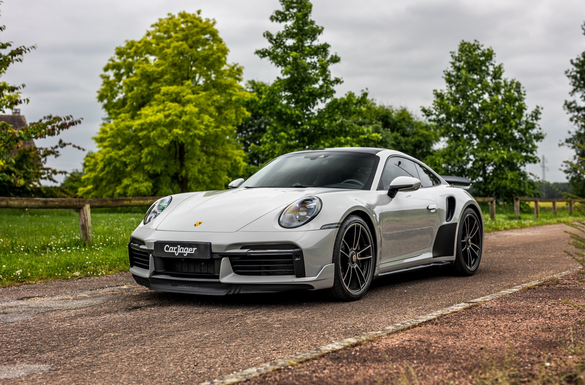 Photo PORSCHE 911 992 Turbo S 2021